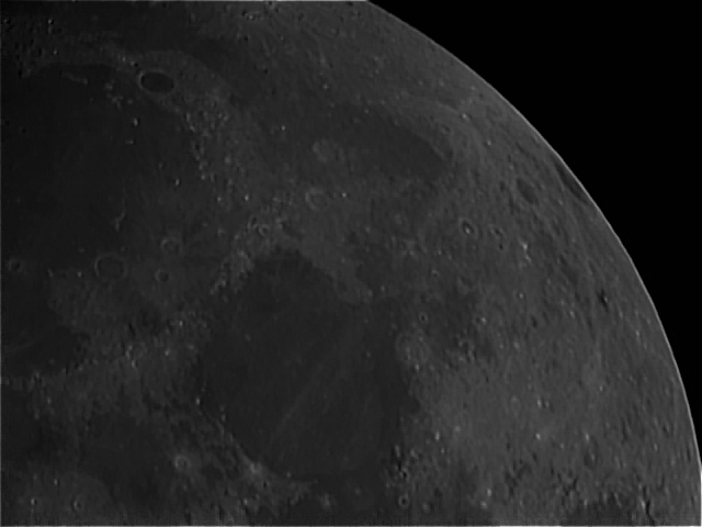 Luna Detalle IV.bmp -       DETALLE LUNA (ZONA NORDESTE-MARE SERENITATIS)      * Fecha:   2006     * Lugar:   Ba�os de Montemayor (C�ceres)     * Telescopio:   Refractor Alstar 80/900     * Montura:   EQ2     * C�mara:   Webcam Toucam pro-2 sin modificar     * M�todo:   Foco primario      * Procesado:   procesado con RegiStax      * Visibilidad:   Regular   